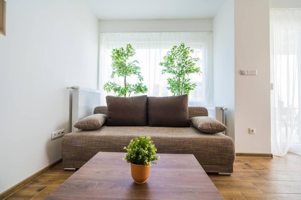Gemini Apartments II Сиофок Екстериор снимка