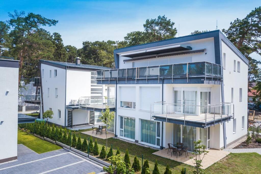 Gemini Apartments II Сиофок Екстериор снимка