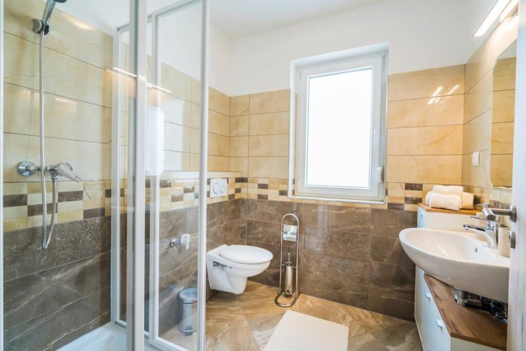 Gemini Apartments II Сиофок Екстериор снимка